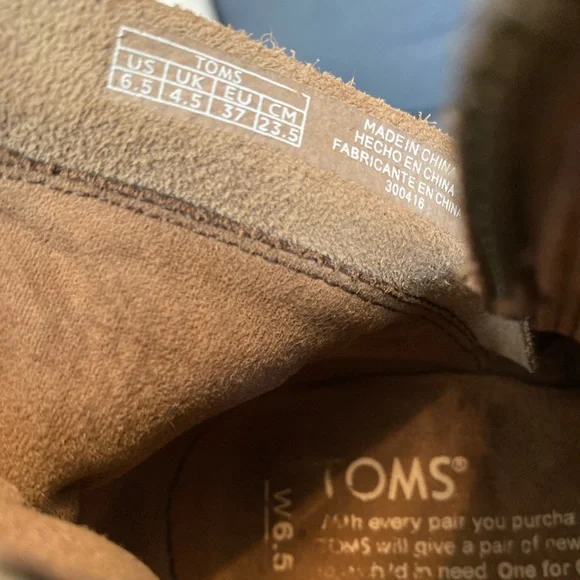 SOLD - Toms Majorca Beige Suede Peep Toe Women’s Ankle Heel Booties Size 6.5 - Picture 6 of 8